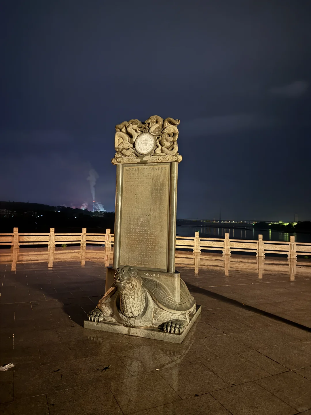 赣州宋城夜景，人少清净