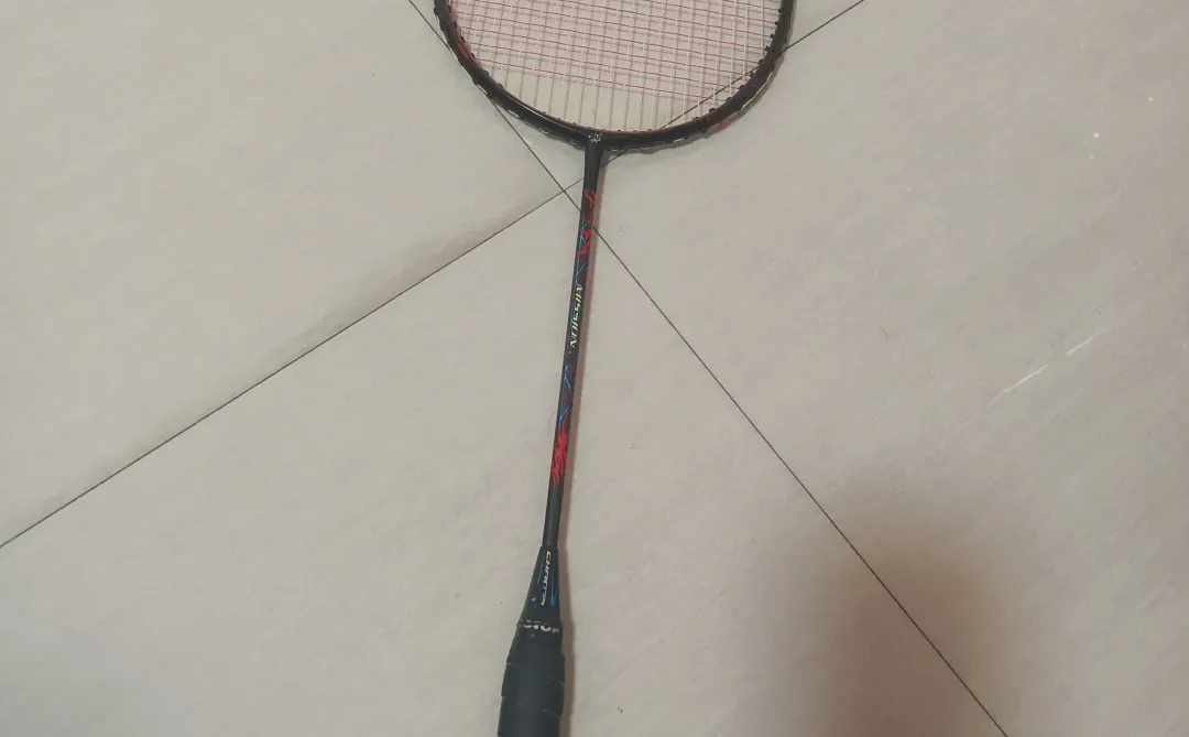 江西抚州南城有人要羽毛球拍吗