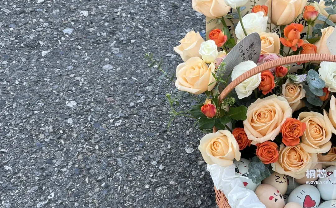 抚州花店鸡蛋手提花篮