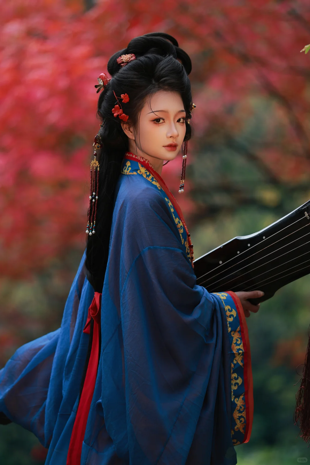 赣州这棵树也太好拍啦！ | 赣州汉服