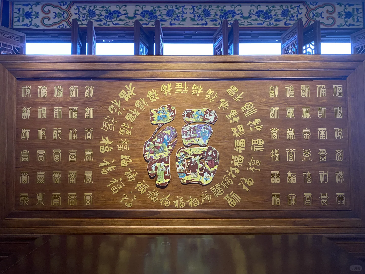 没有落霞，也没有孤鹜