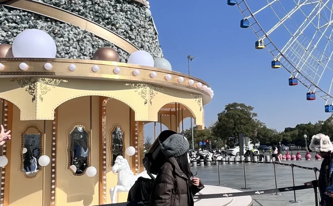 去南昌之星这样穿包出片！！！