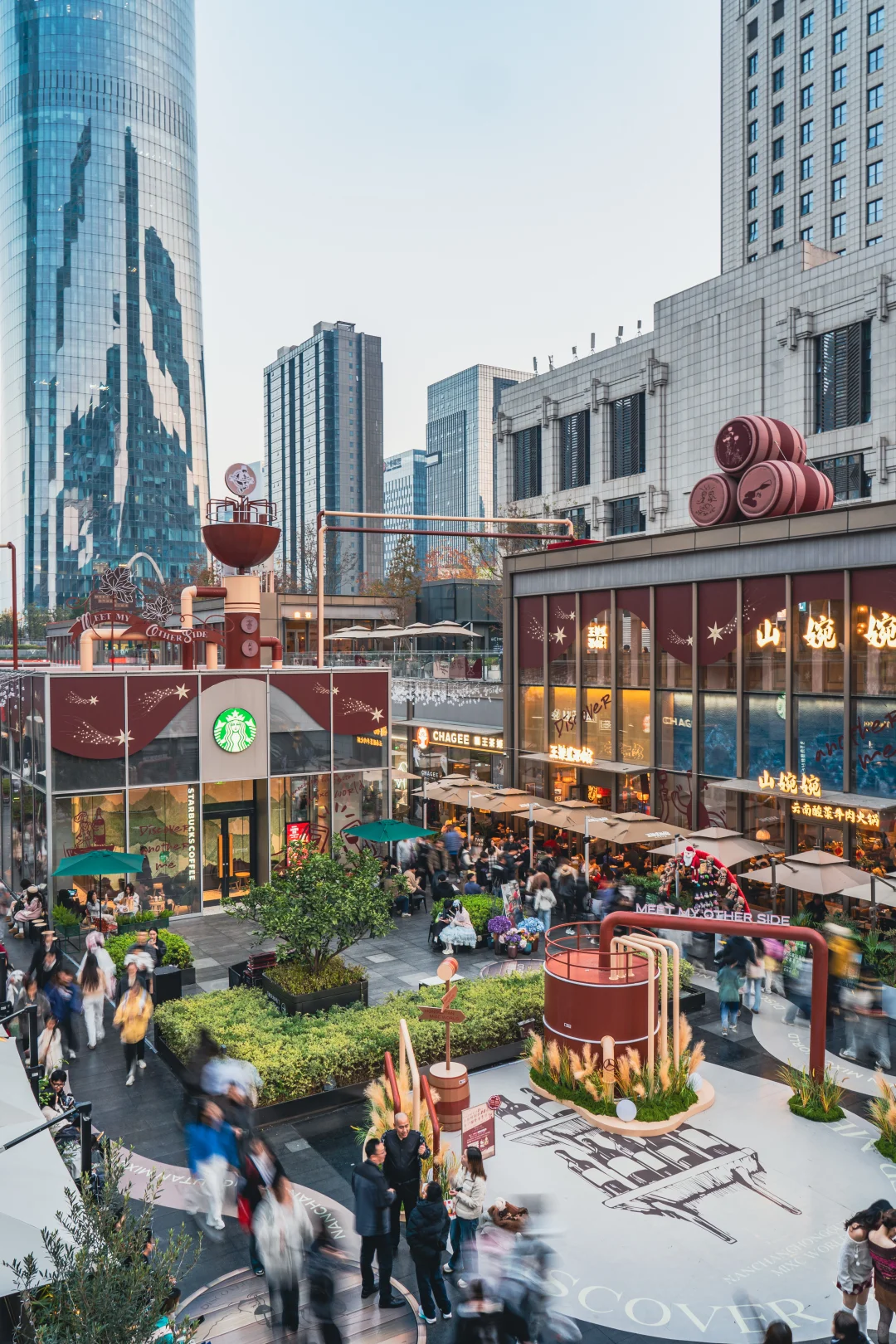 南昌圣诞🎄｜红谷滩空降微醺红酒小镇