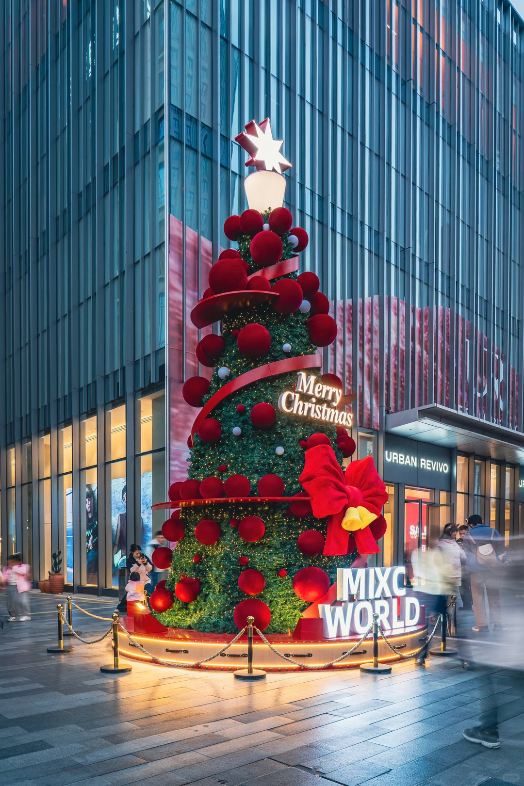 南昌圣诞🎄｜红谷滩空降微醺红酒小镇