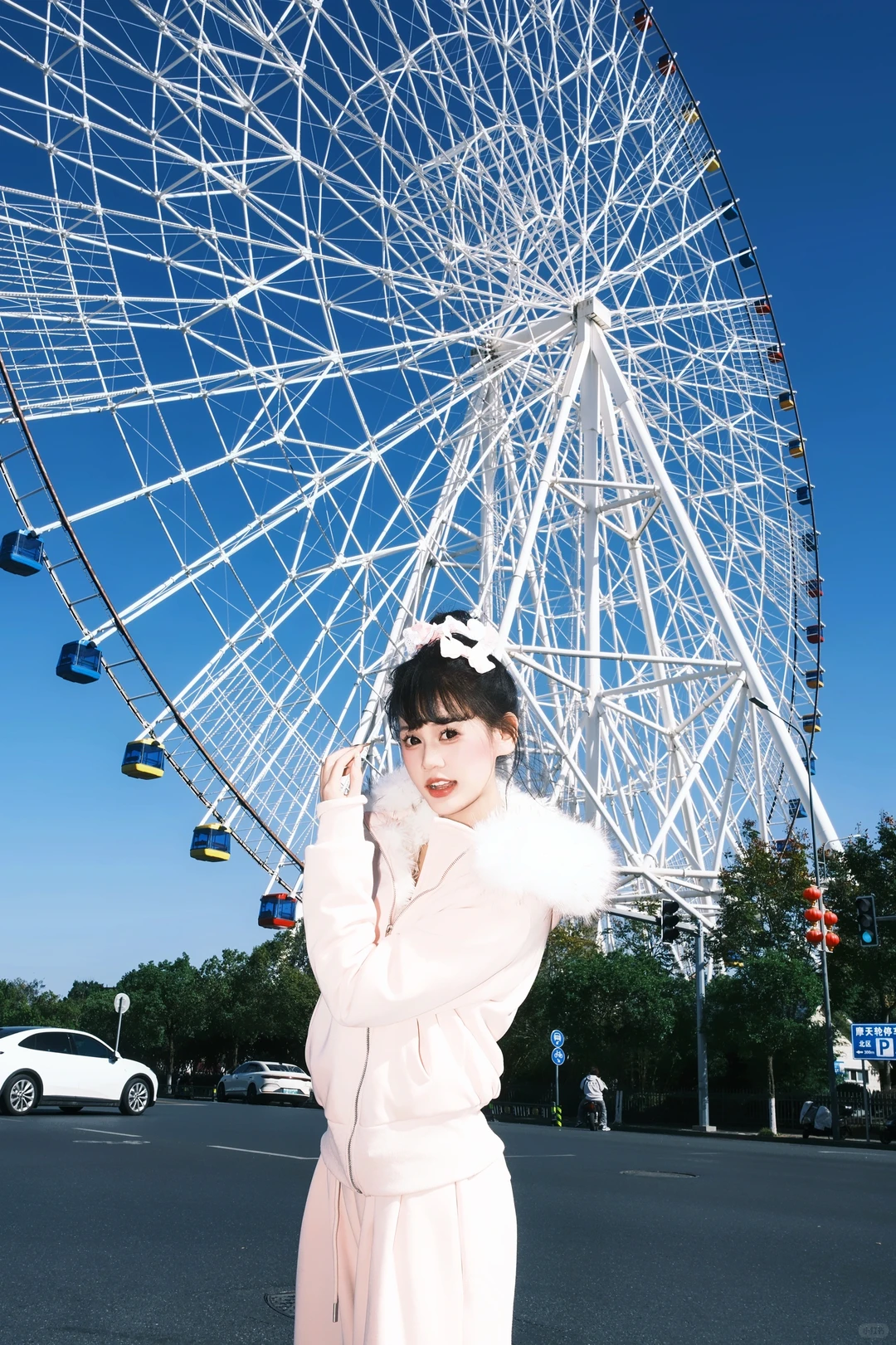 南昌之星摩天轮拍照现状。。能劝一个是一个