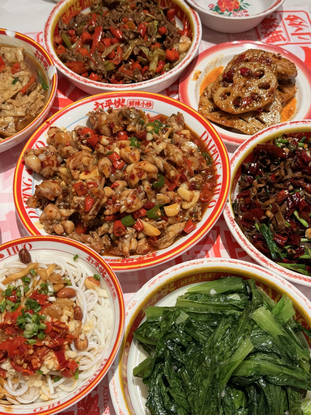 落地江西第一顿，我服了。。。😭