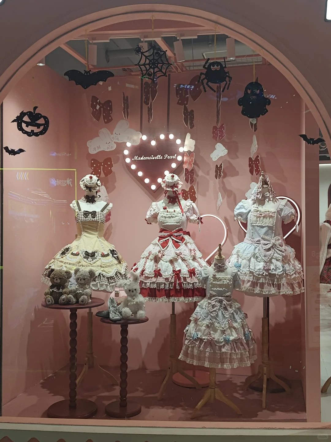 南昌大悦城花与珍珠匣