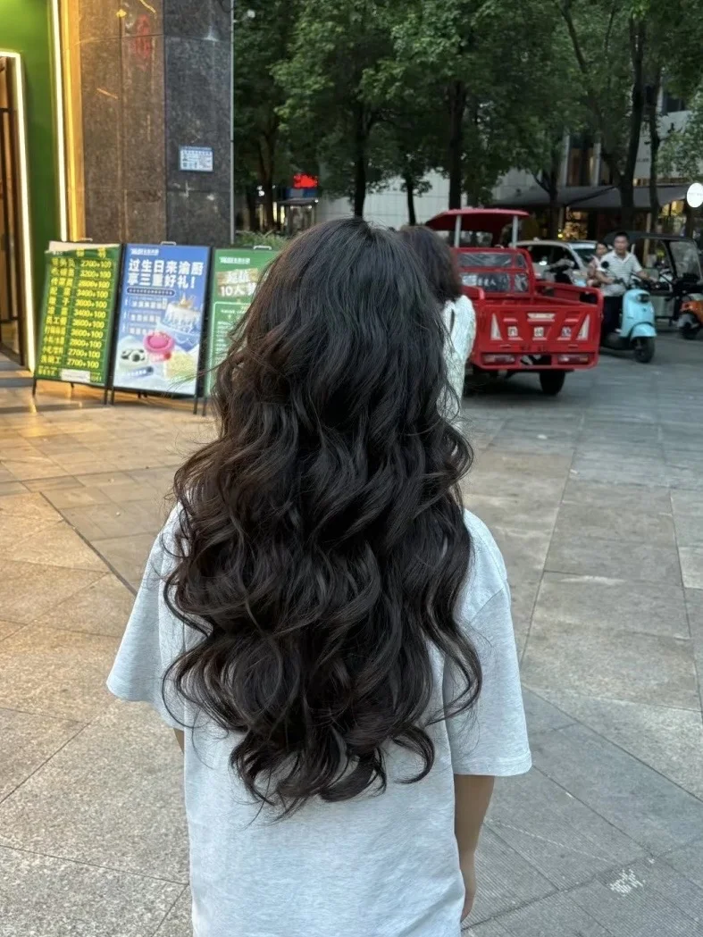 在徐州i人理发师开了一家i人友好的烫发店