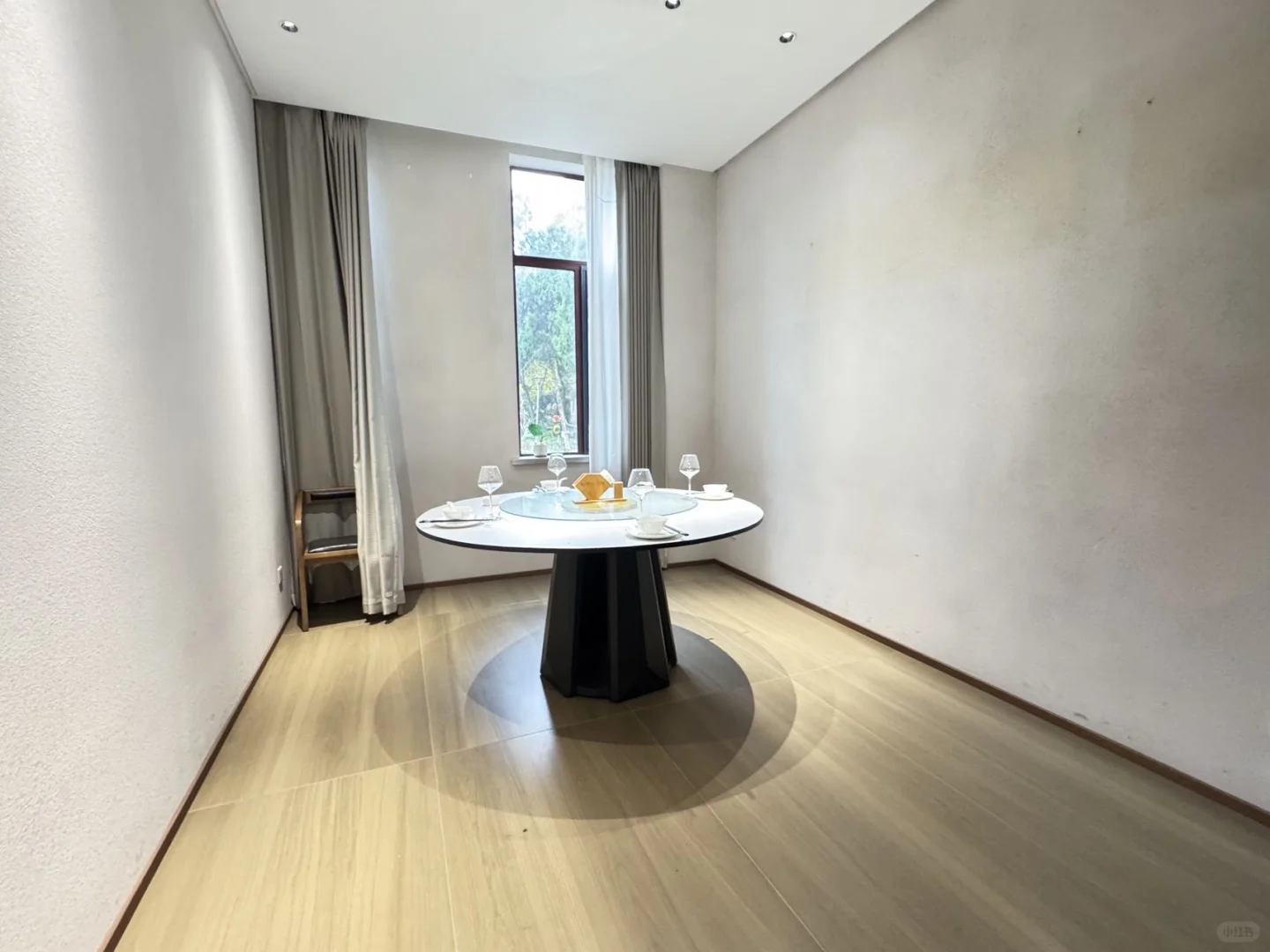 南京宝藏独栋！423平带院带燃气！会所级装修