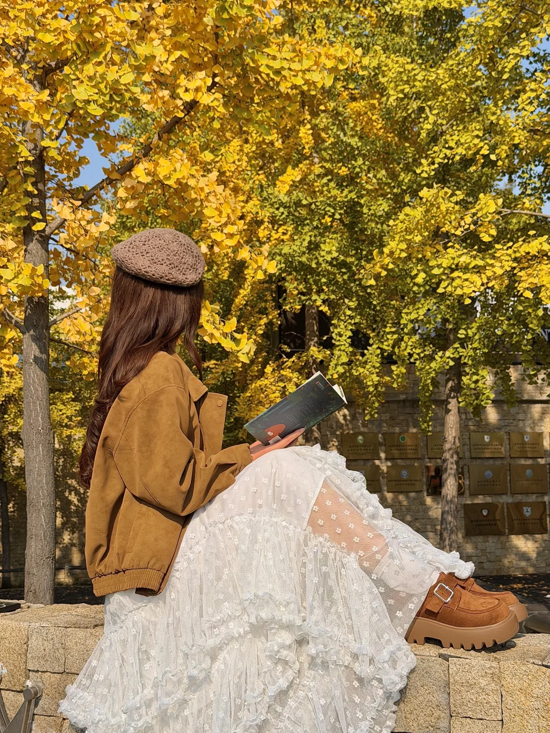 11.14实况！南京🈚️人银杏大道！！杀疯了。。。