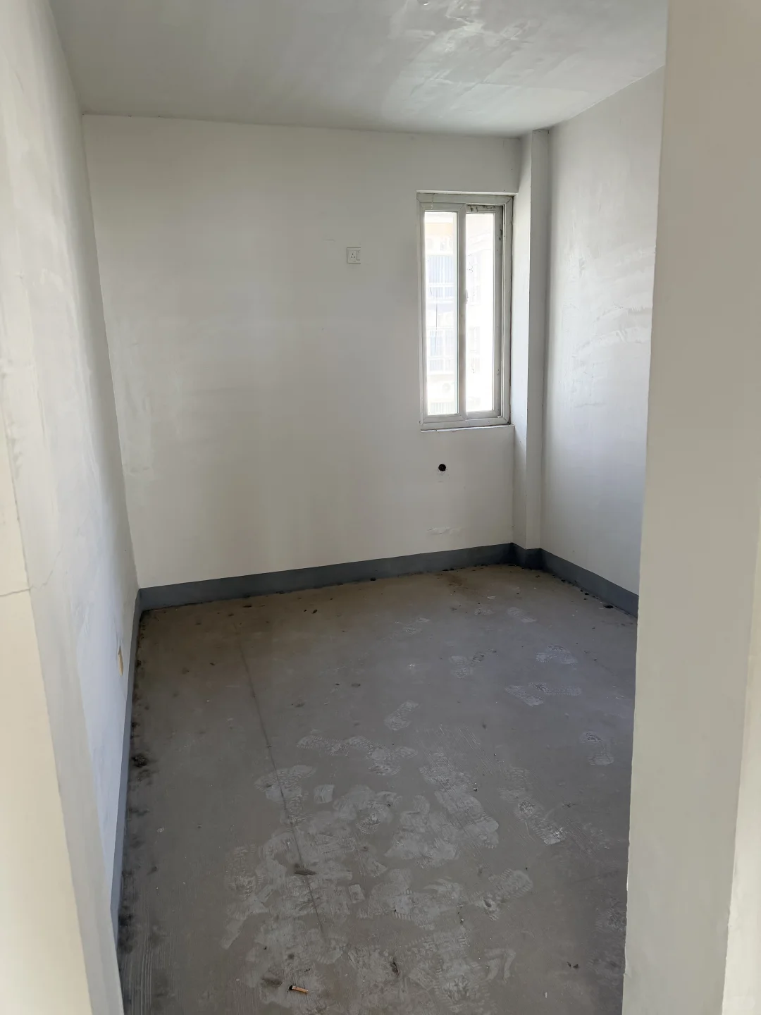 徐州毛坯房出租！便宜租！