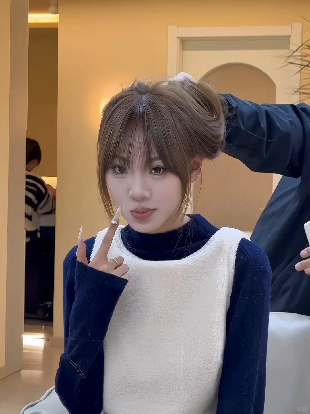 在徐州i人理发师开了一家i人友好的烫发店