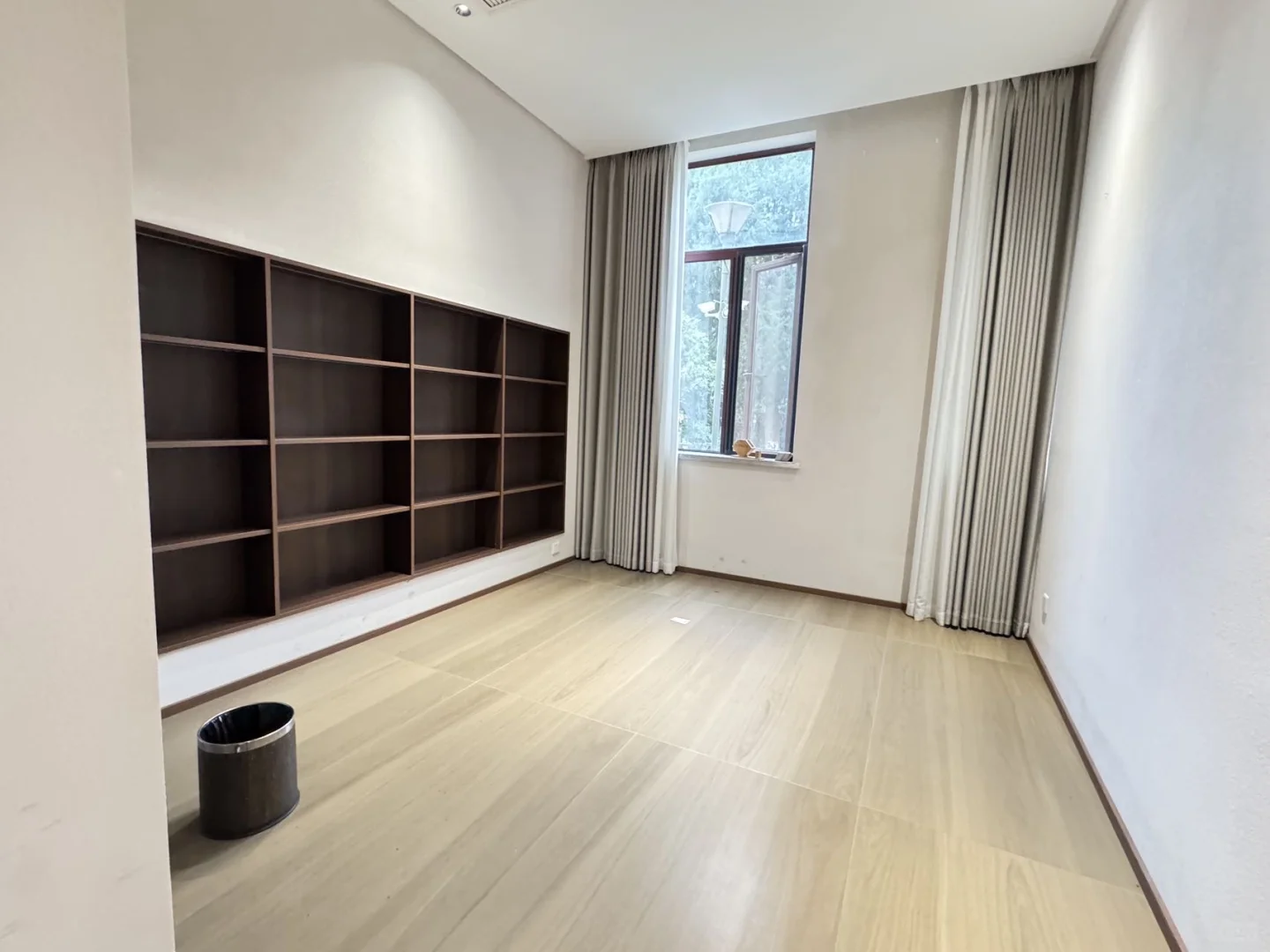 南京宝藏独栋！423平带院带燃气！会所级装修