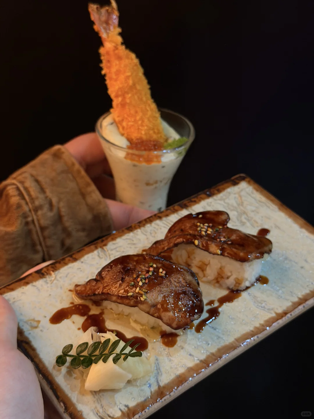 感觉是南京目前no.1好吃的鹅肝寿司。。。