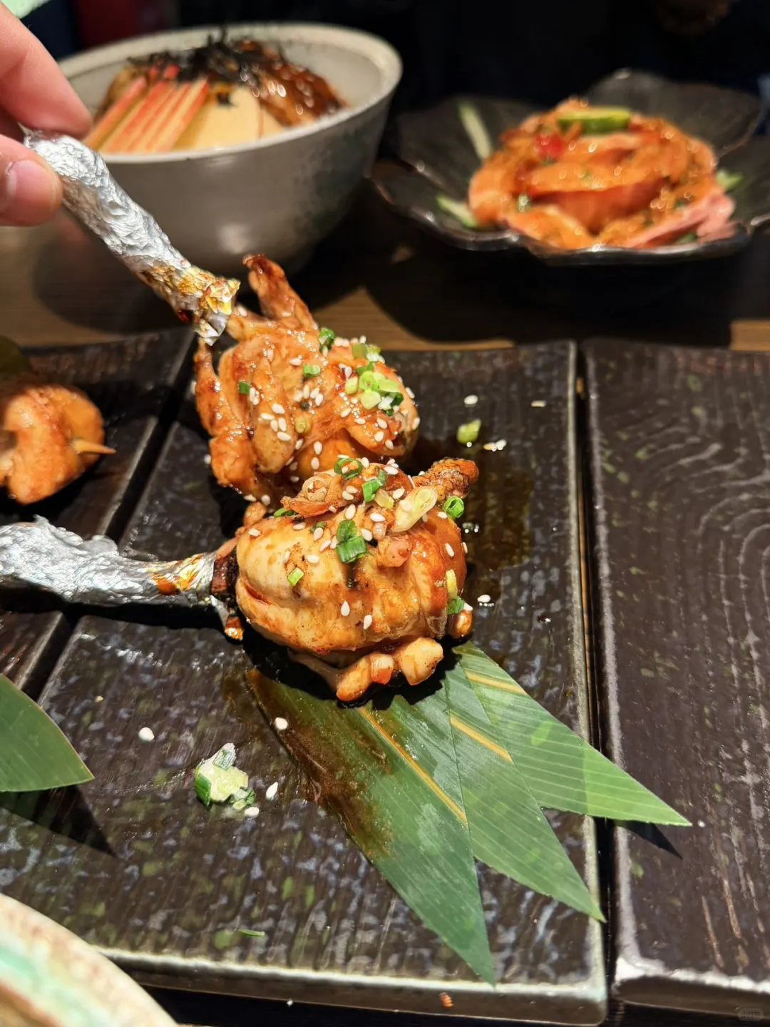 南京东路步行街，很适合一两人食的。。。