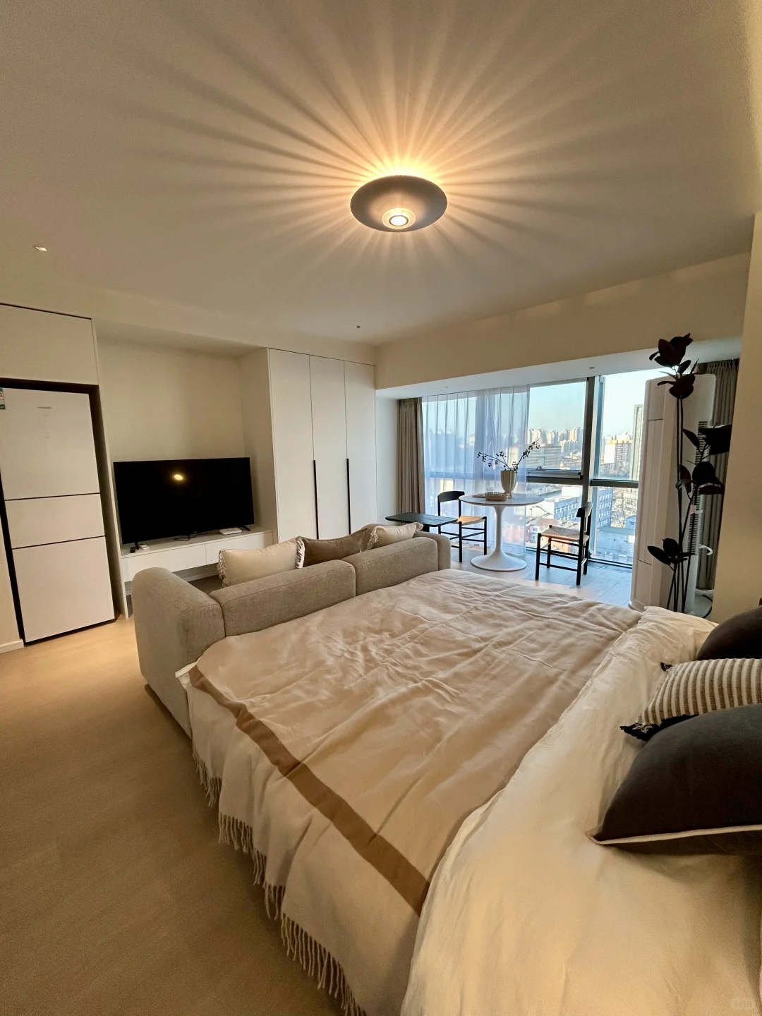 南京租房｜单间600一房一厅1080民用水电30天