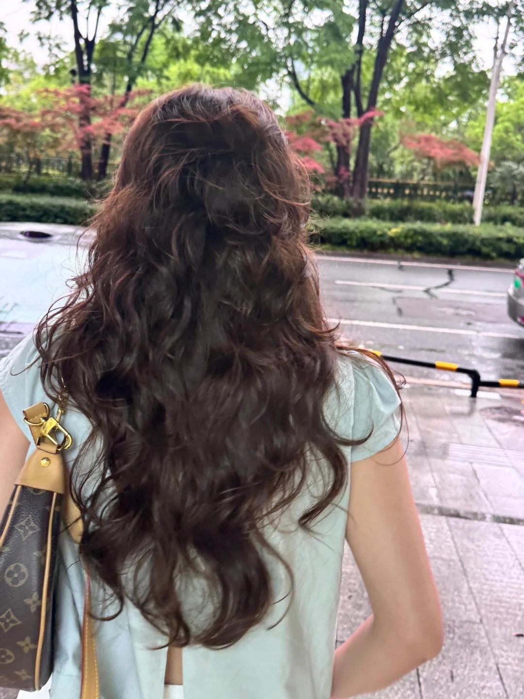 在徐州i人理发师开了一家i人友好的烫发店