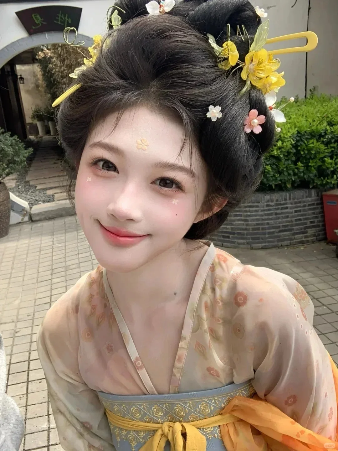 大家千万不要放过徐州这个小唐风汉服啊！！