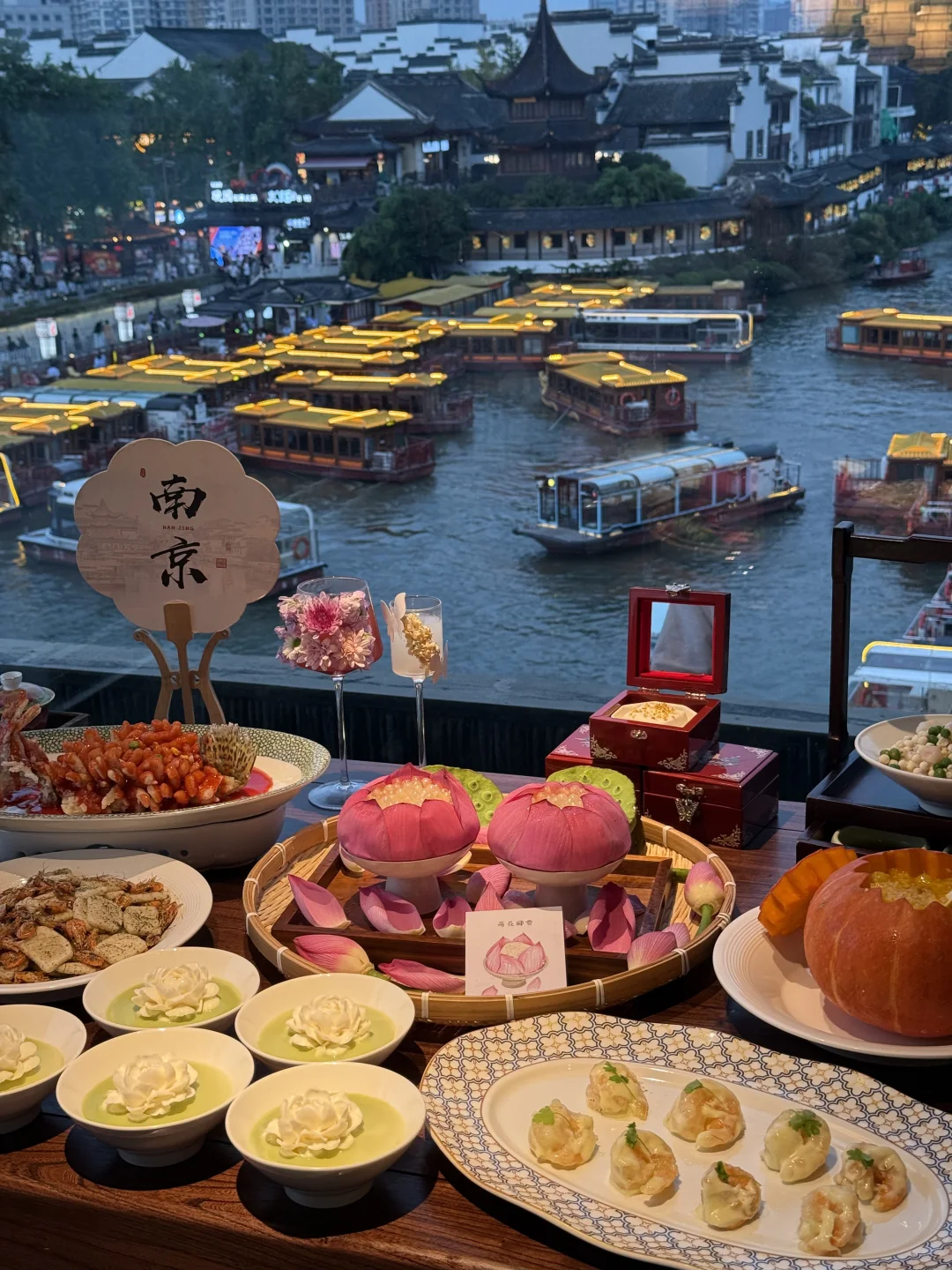 记住南京这个位置！！人均一百看秦淮夜景🌃