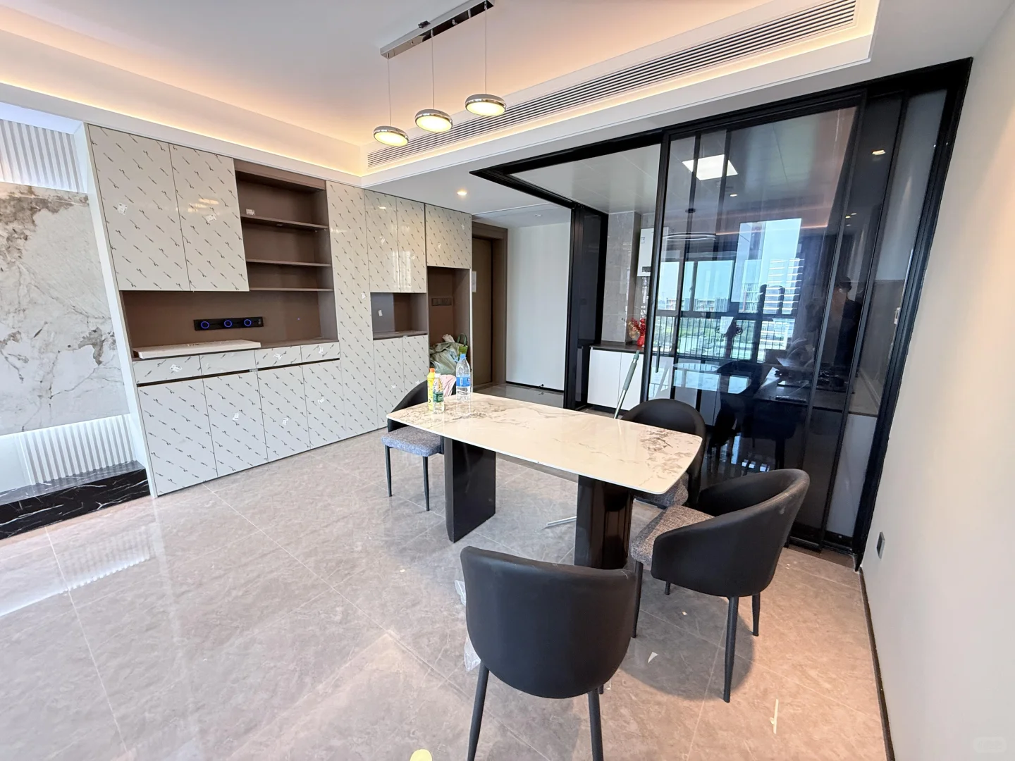 苏州独墅湖租房星越湖滨三房两厅两卫4200||