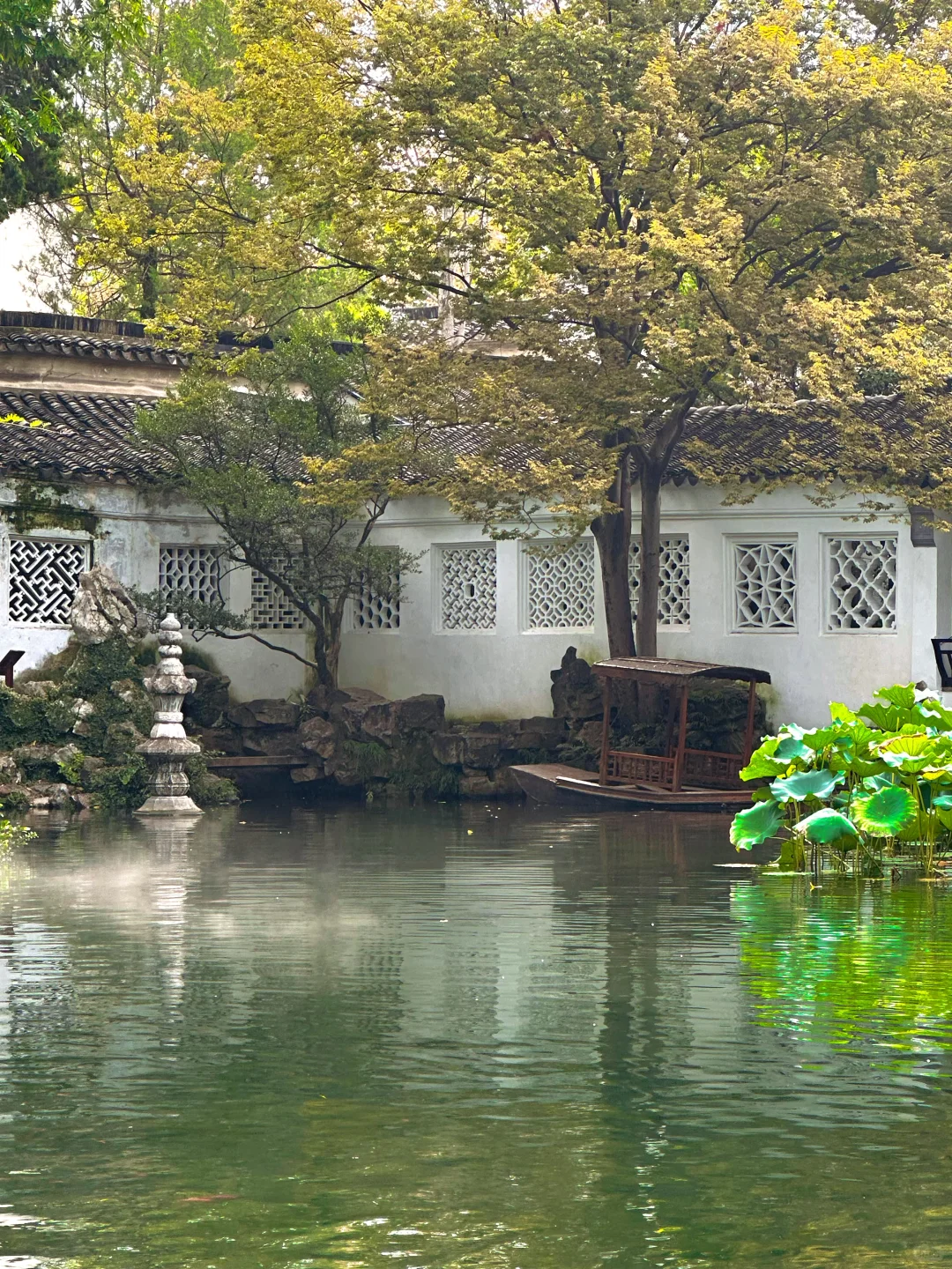在苏州的诗词里，寻一场烟雨行舟🍃