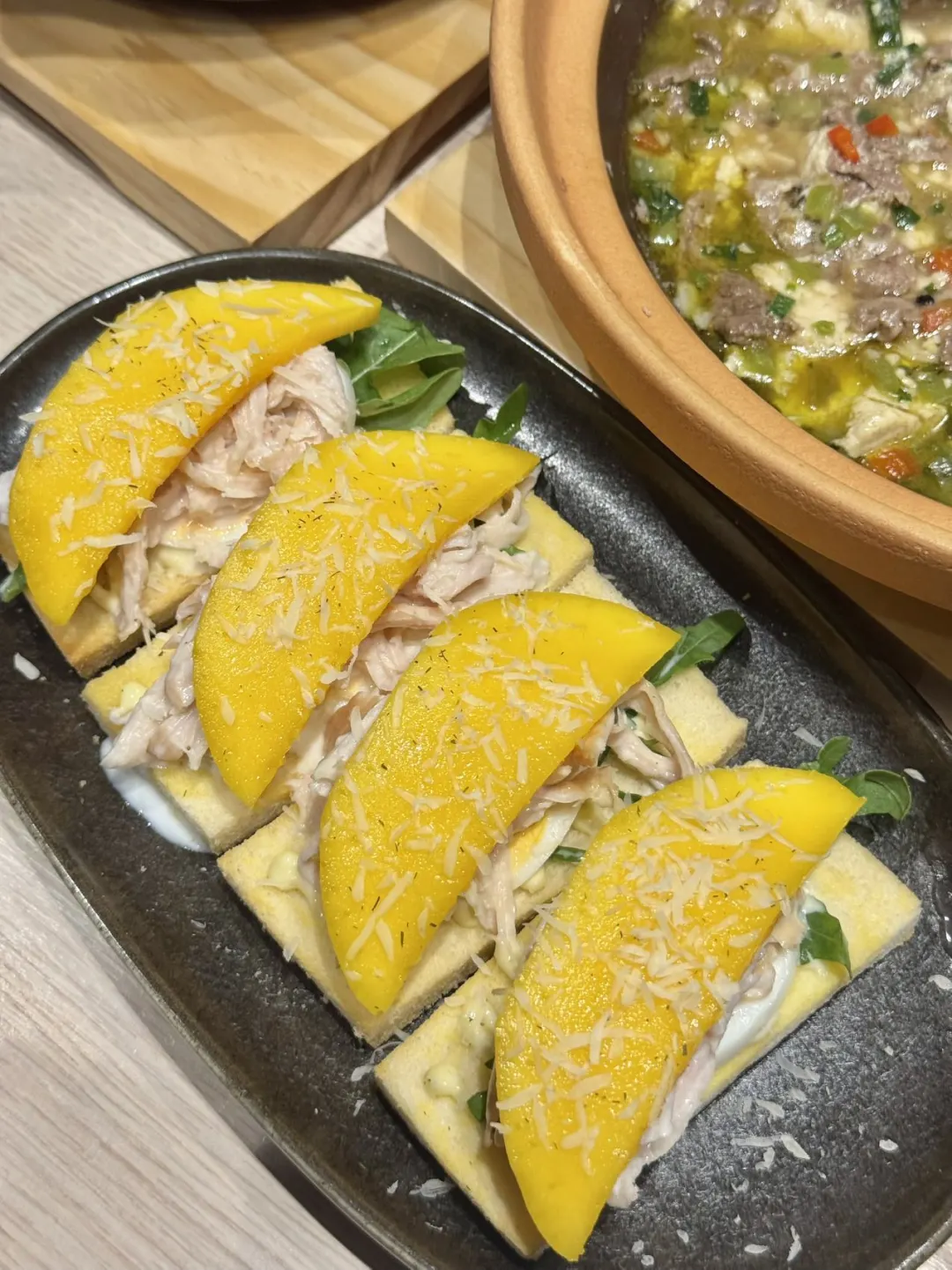 南京十年越南老店升级！酸汤石斑鱼鲜到掉眉！