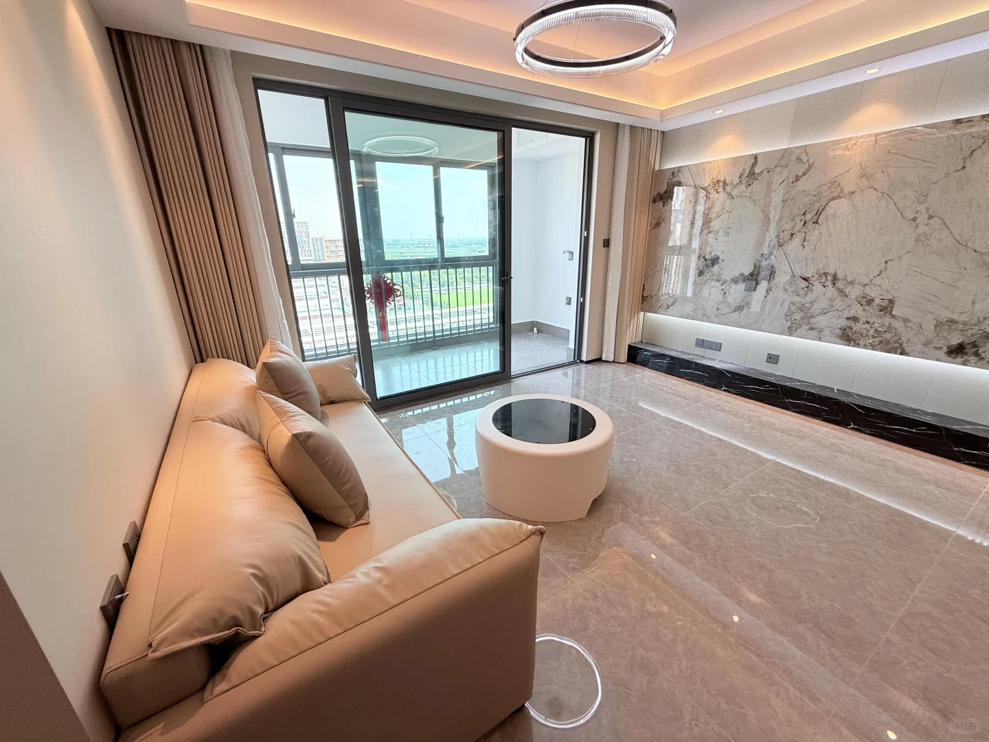 苏州独墅湖租房星越湖滨三房两厅两卫4200||