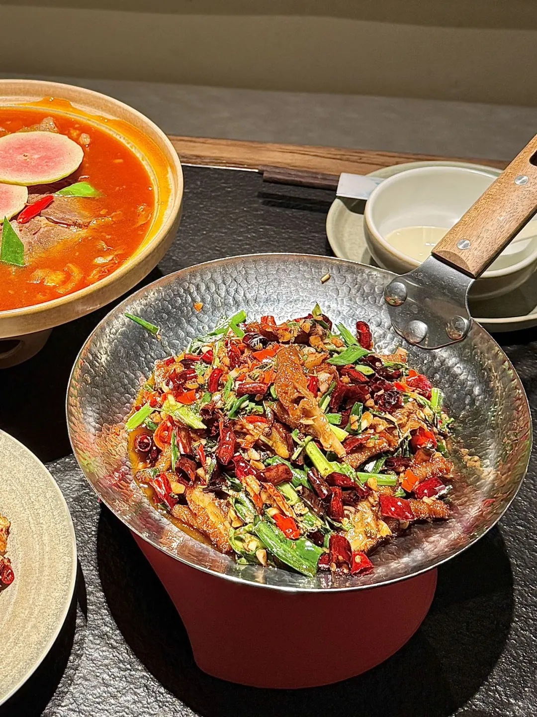 南京我会二刷的云贵川bistro…超绝氛围感