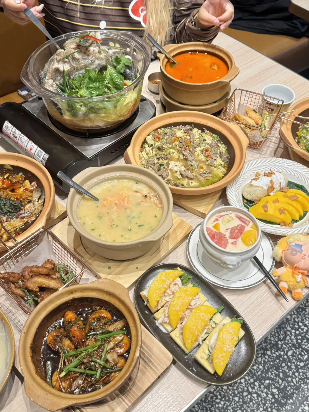 南京十年越南老店升级！酸汤石斑鱼鲜到掉眉！