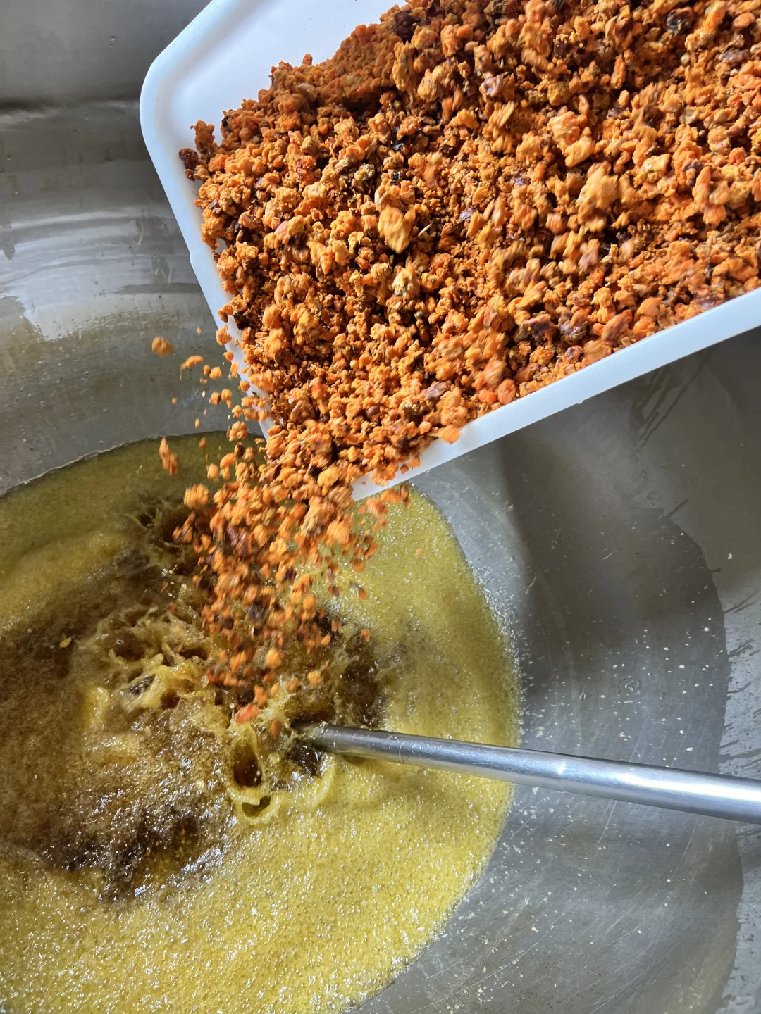 深夜放毒！这苏州蟹黄酱太诱人~