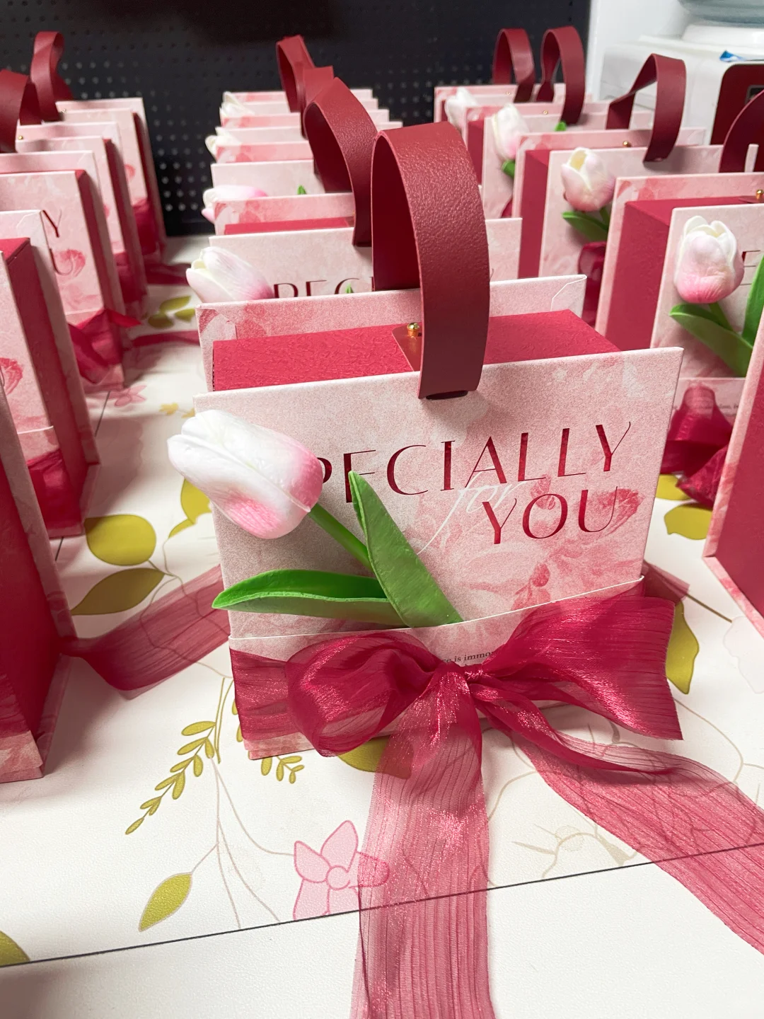 徐州喜糖 郁金香手提喜糖盒预算12+