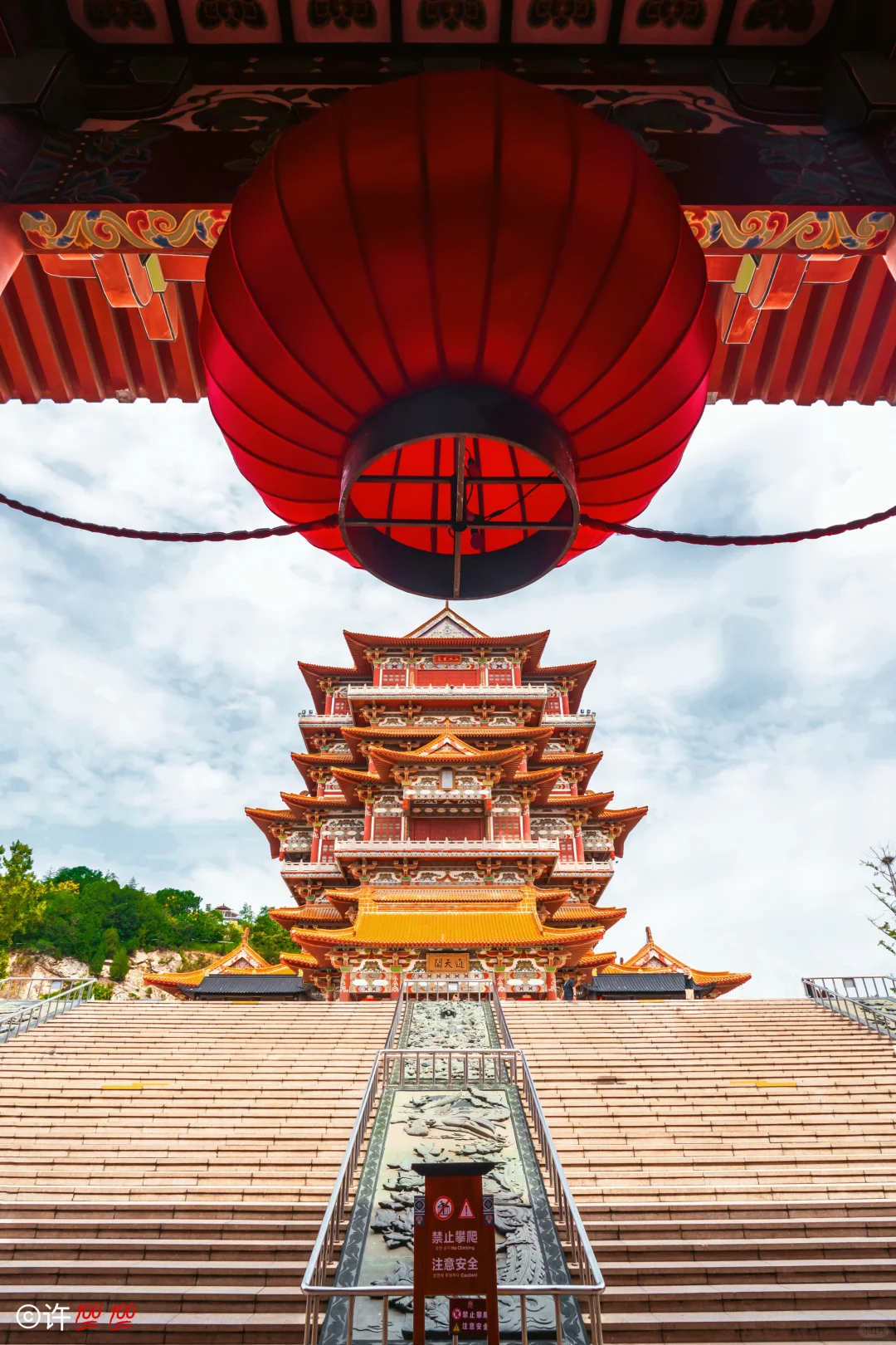 徐州 | 宝莲寺：建筑很出色，拍照很出片