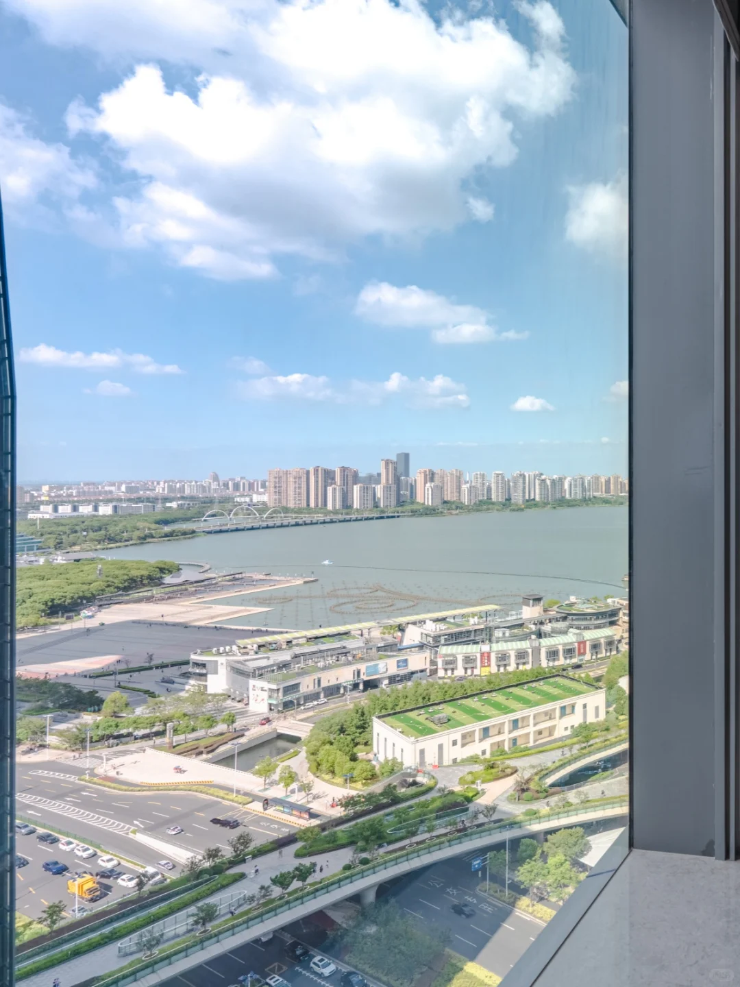 有人要去苏州吗？诚心转苏州 W 酒店含早