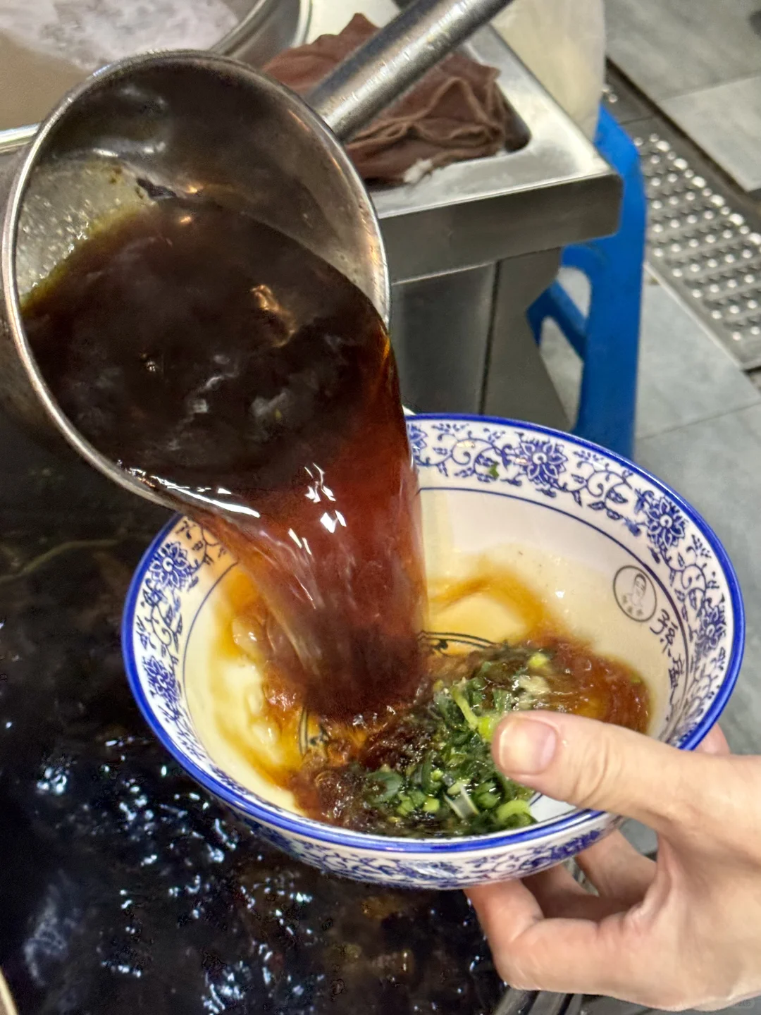 来苏州第一件事🥢直奔山塘街坐游船吃苏式面