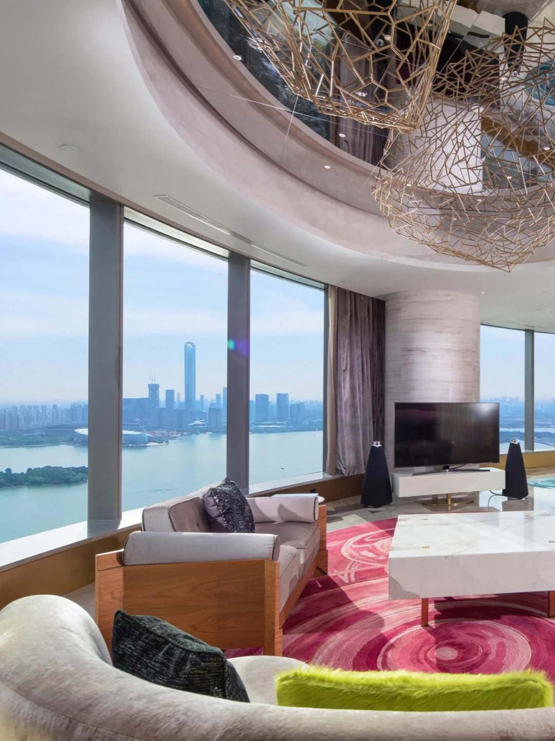 有人要去苏州吗？诚心转苏州 W 酒店含早