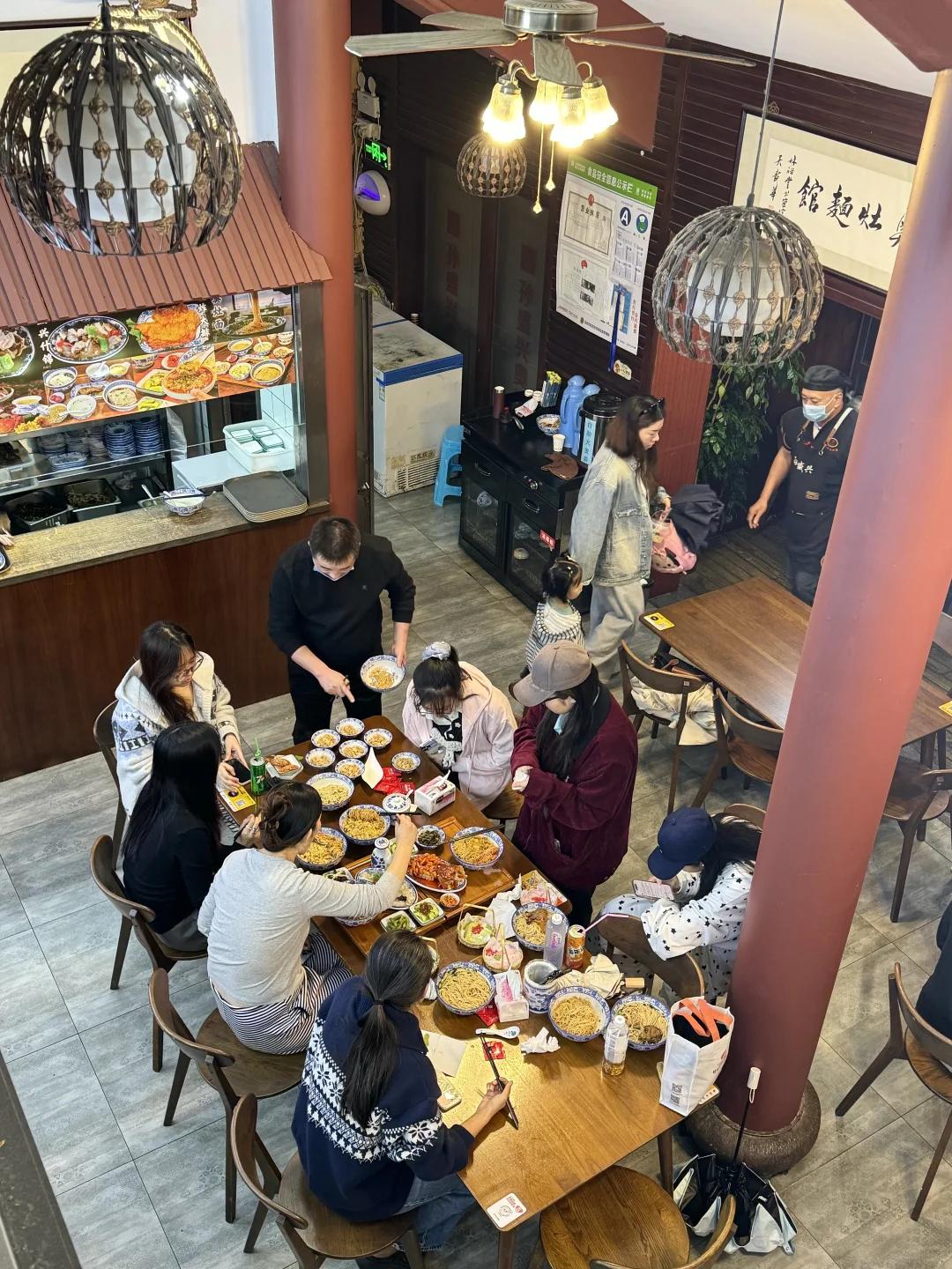 来苏州第一件事🥢直奔山塘街坐游船吃苏式面