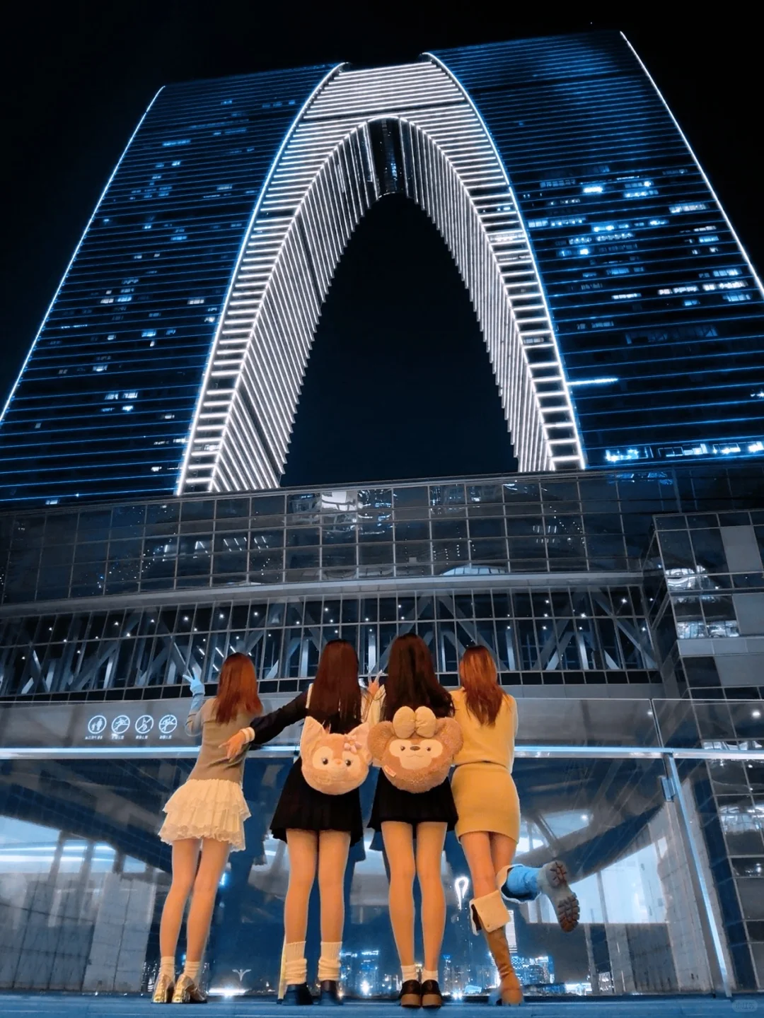 东方之门也太好拍了