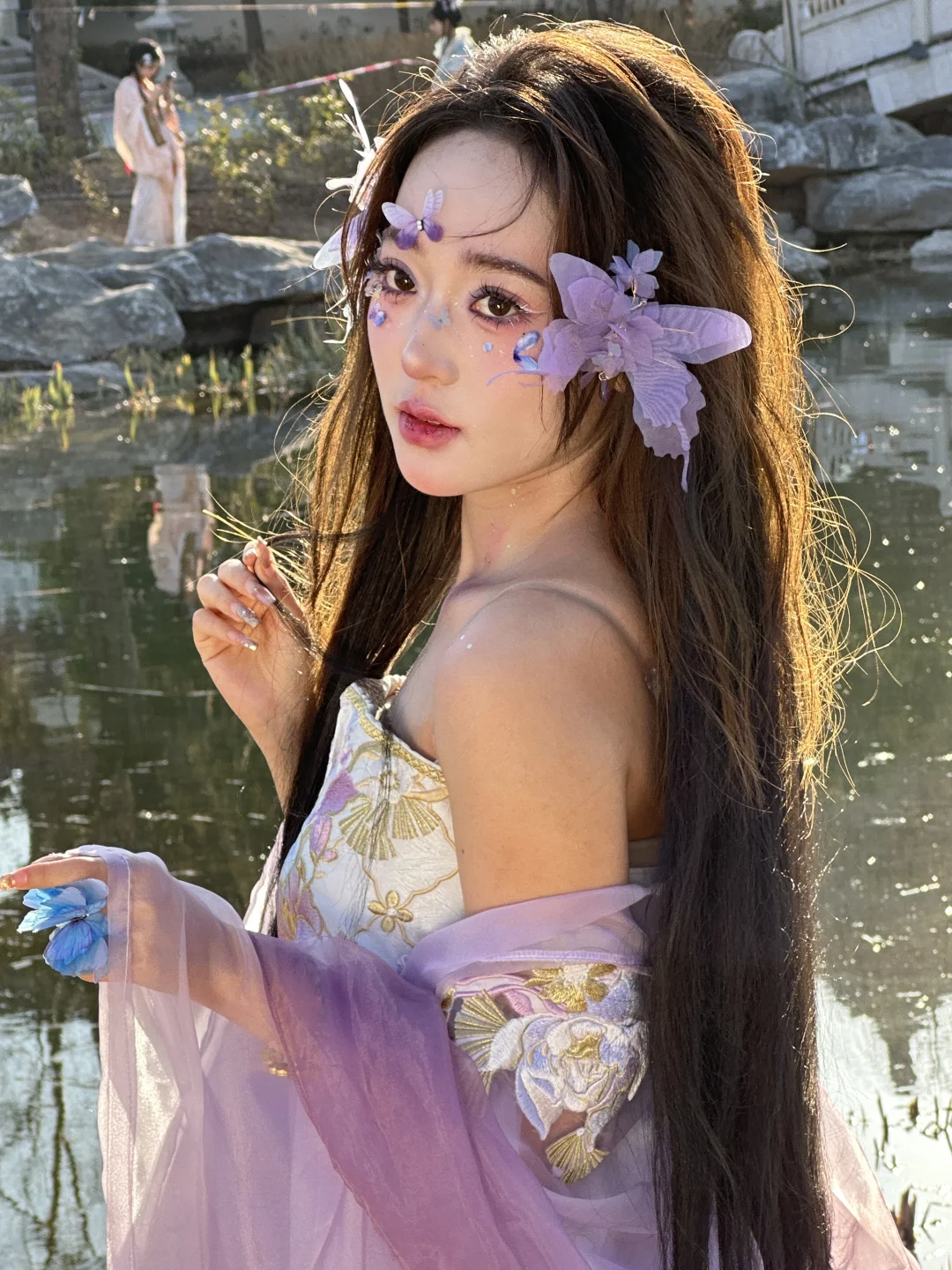 请把我推给南京需要模特的商家～