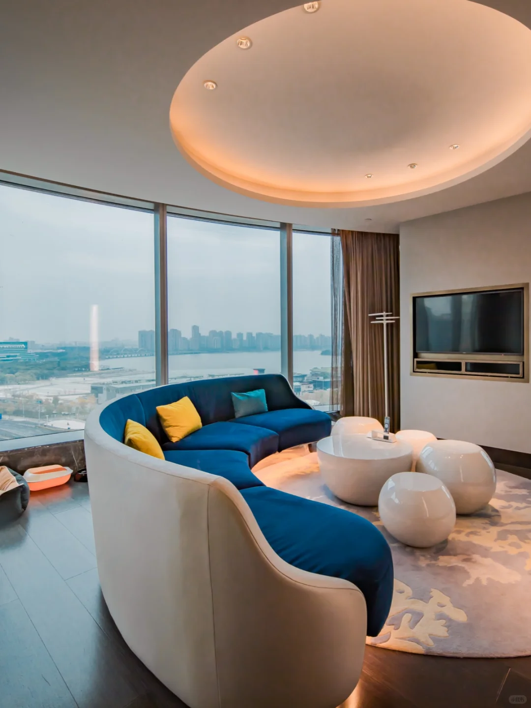 有人要去苏州吗？诚心转苏州 W 酒店含早