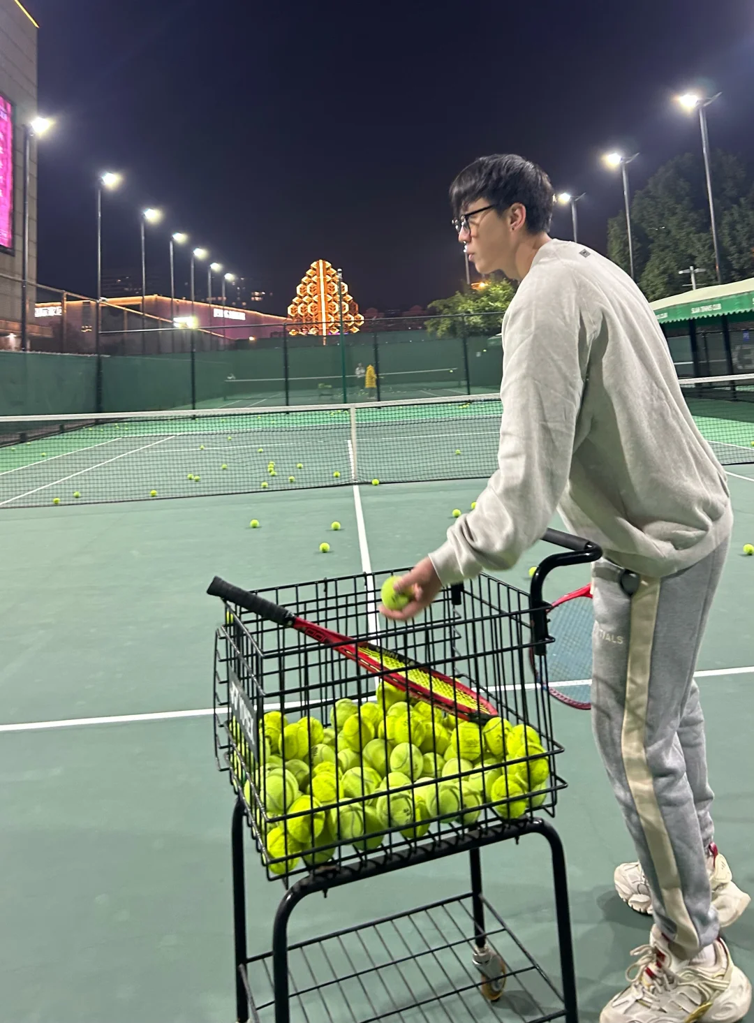 南京有没有厉害点的网球搭子