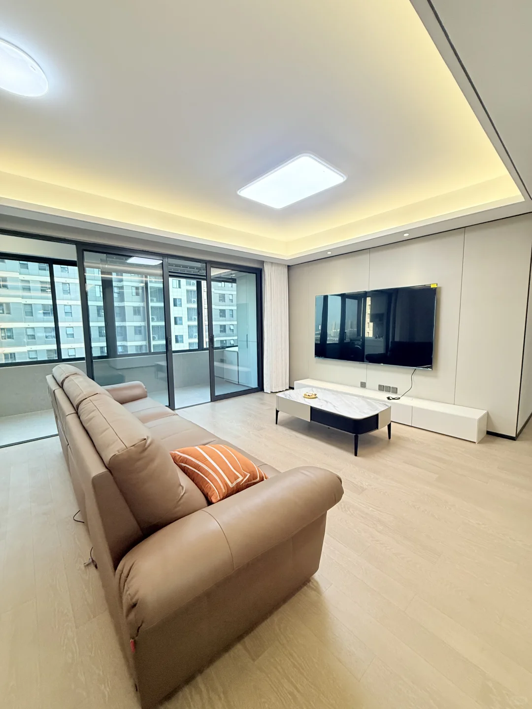 南京租房 | 5k精装四室 近隧道直达河西