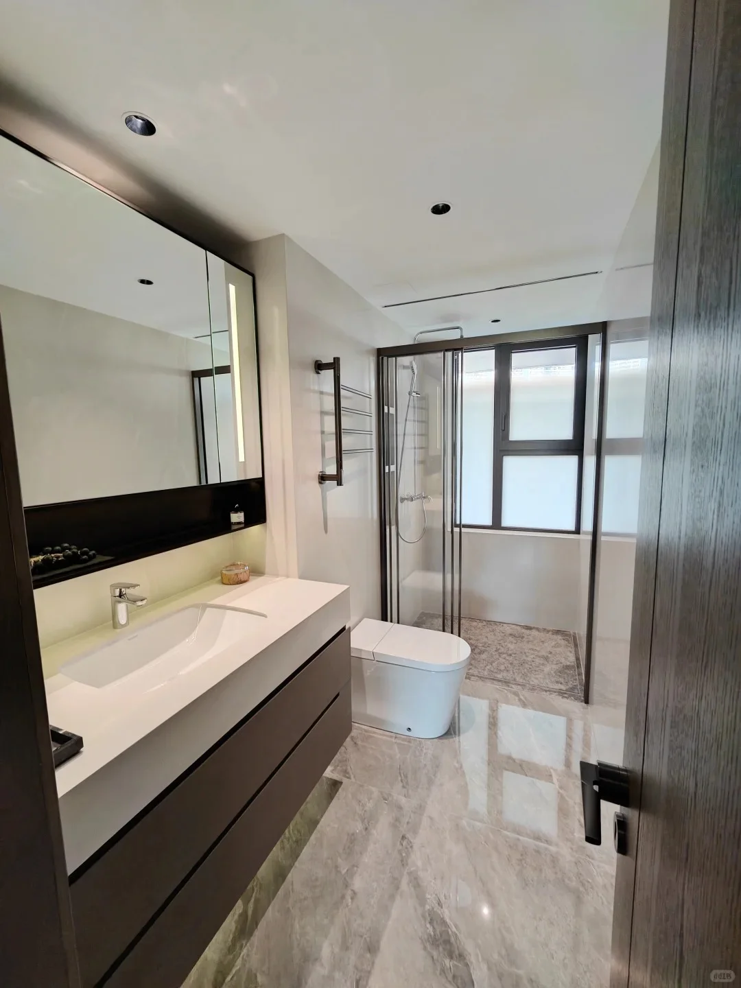 感谢南京房价！340w拿下湖景四代住宅！