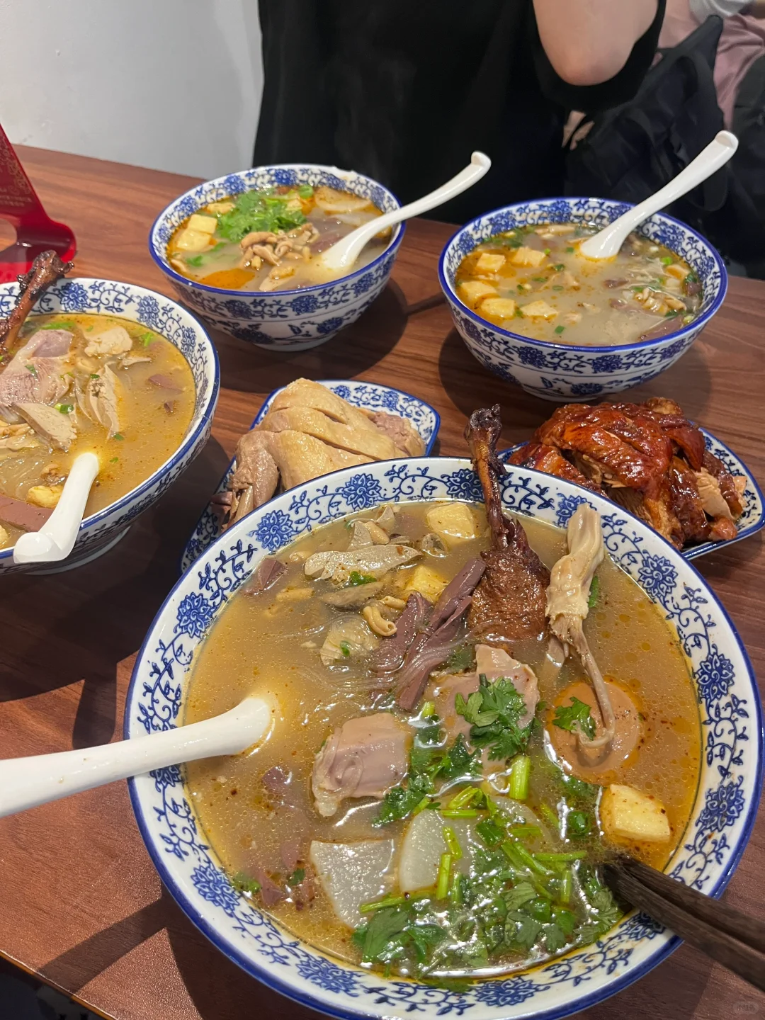 乌拉拉是真会吃！徐州南京不踩雷吃喝记录