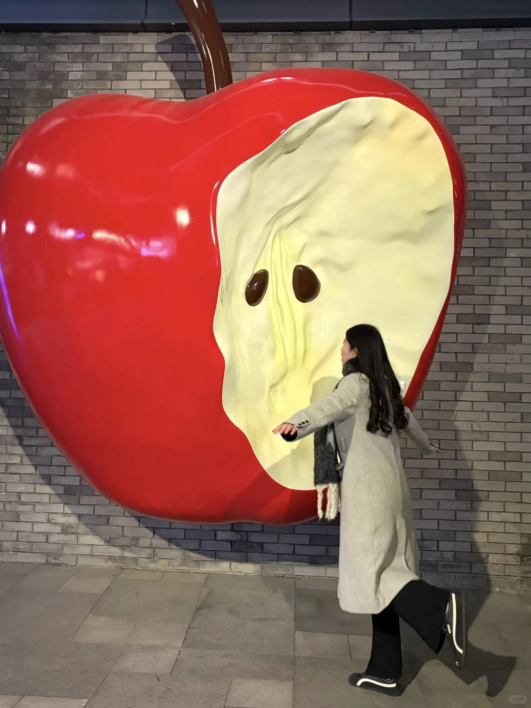 来徐州一不小心就吃掉了一口苹果🍎
