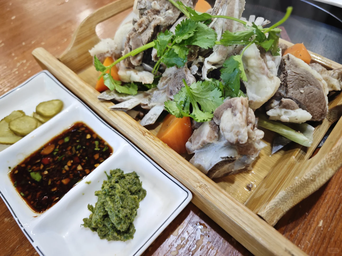 南京吃羊肉推荐蒙吉源很新鲜！