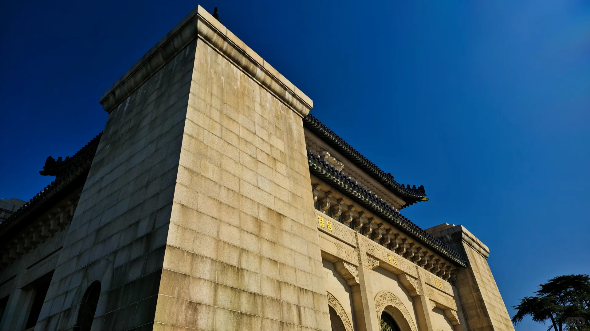 南京，美的滴尿！