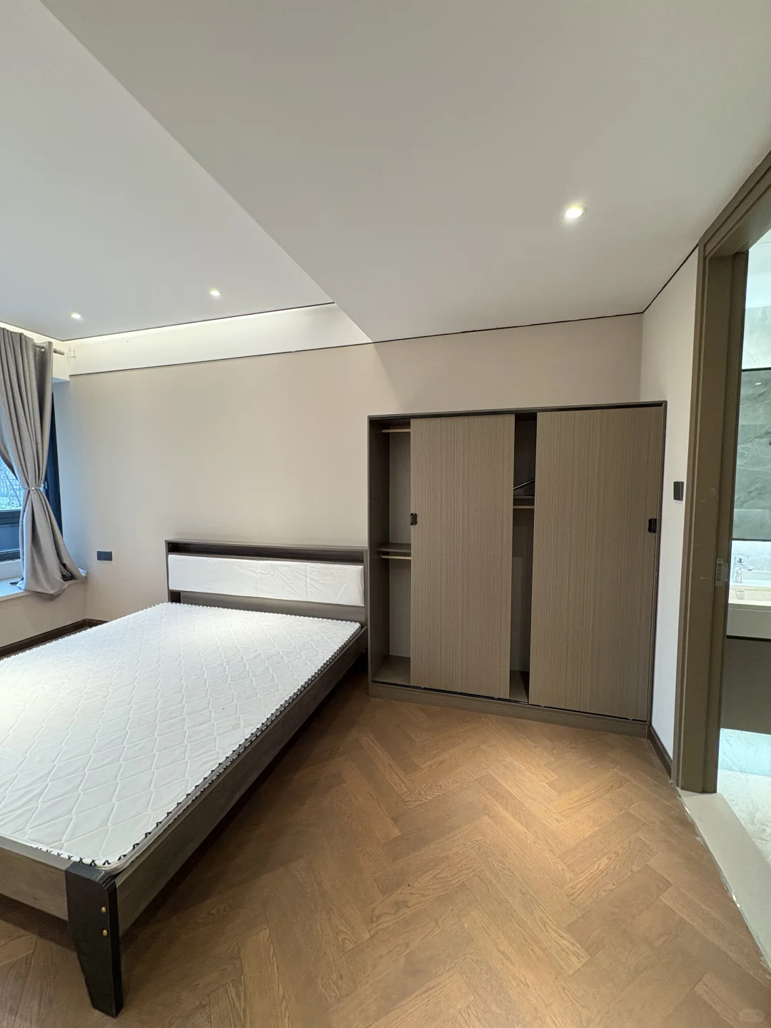 南京租房｜让我骑🚴30分钟也要拍的🏠能月付