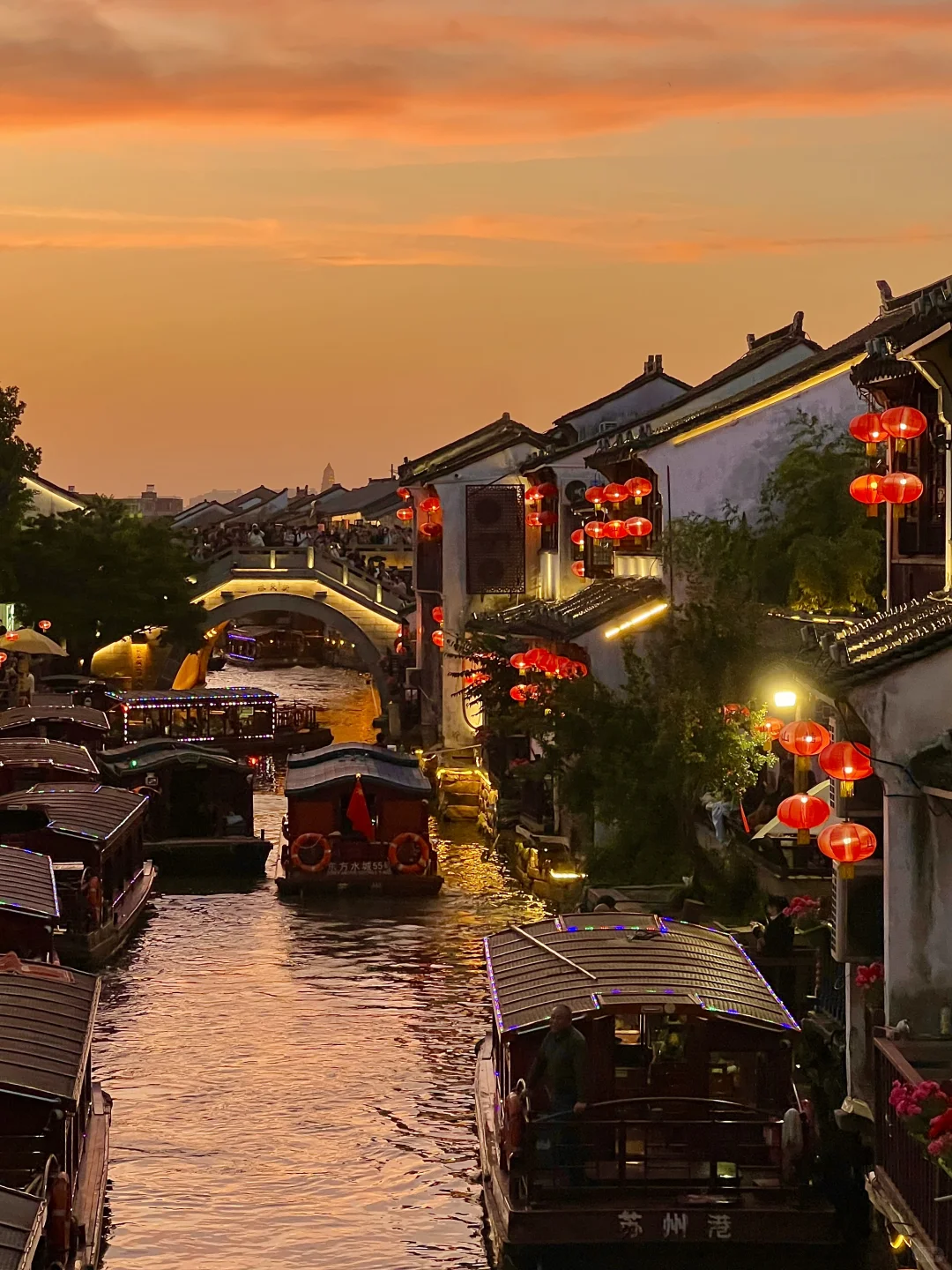 以为乌镇很美了，直到我去了苏州。。。