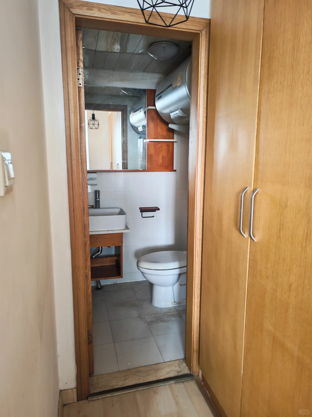 南京南站 电梯精装两房