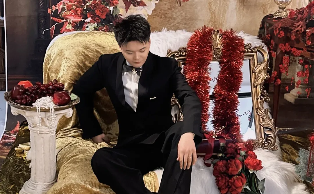 今天是闪闪发光的圣诞公主~